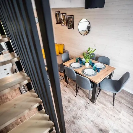 Ferienhaus U Ani Z Podgrzewanym Basenem Rewal