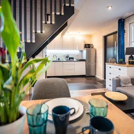 U Ani Z Podgrzewanym Basenem * Rewal