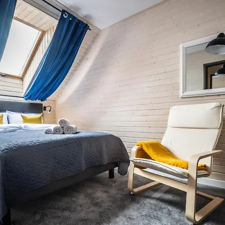 U Ani Z Podgrzewanym Basenem Ferienhaus Rewal