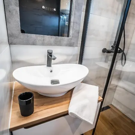 Ferienhaus U Ani Z Podgrzewanym Basenem Rewal