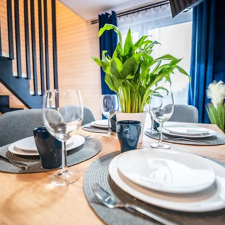 Ferienhaus U Ani Z Podgrzewanym Basenem Rewal