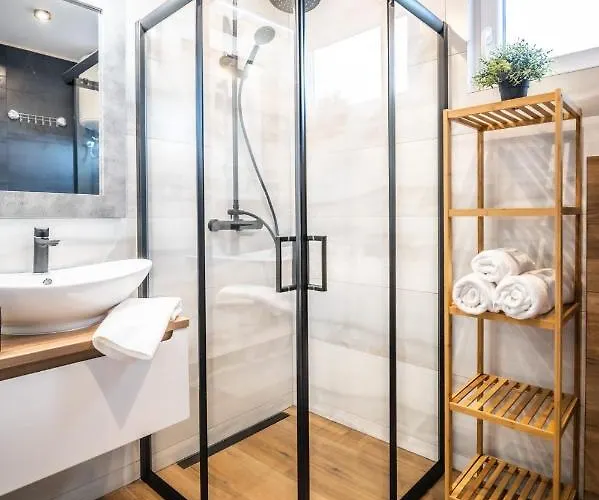 Holiday home U Ani Z Podgrzewanym Basenem Rewal