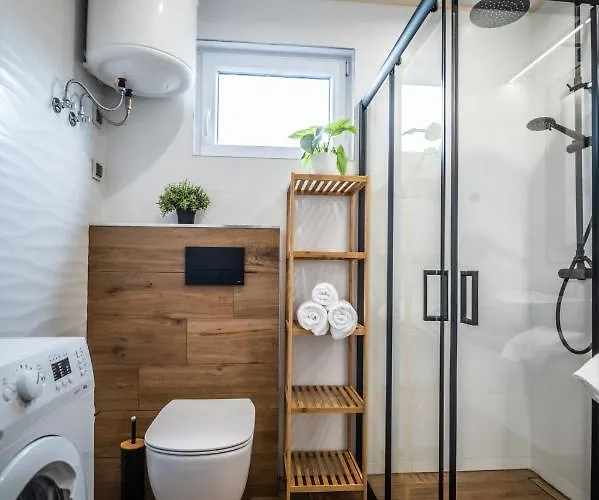 U Ani Z Podgrzewanym Basenem Holiday home Rewal