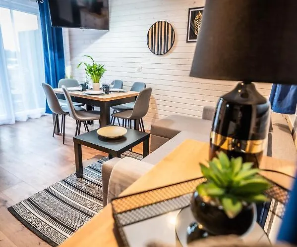 U Ani Z Podgrzewanym Basenem Holiday home Rewal