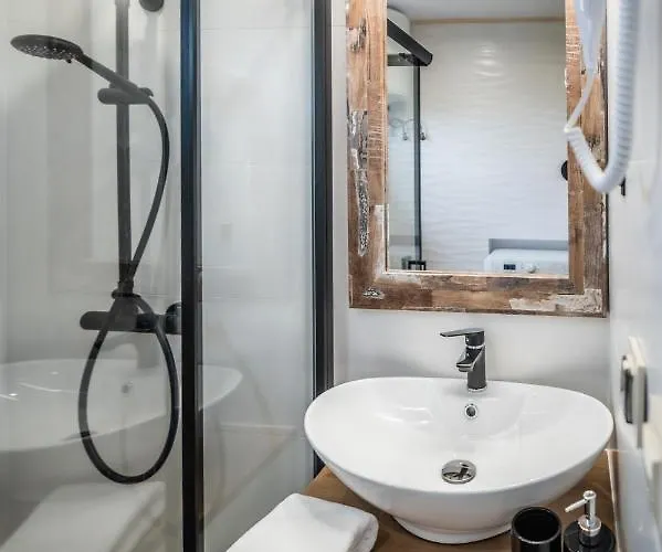 Holiday home U Ani Z Podgrzewanym Basenem