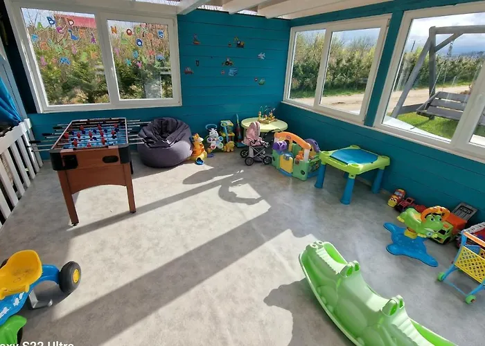 Holiday home U Ani Z Podgrzewanym Basenem *